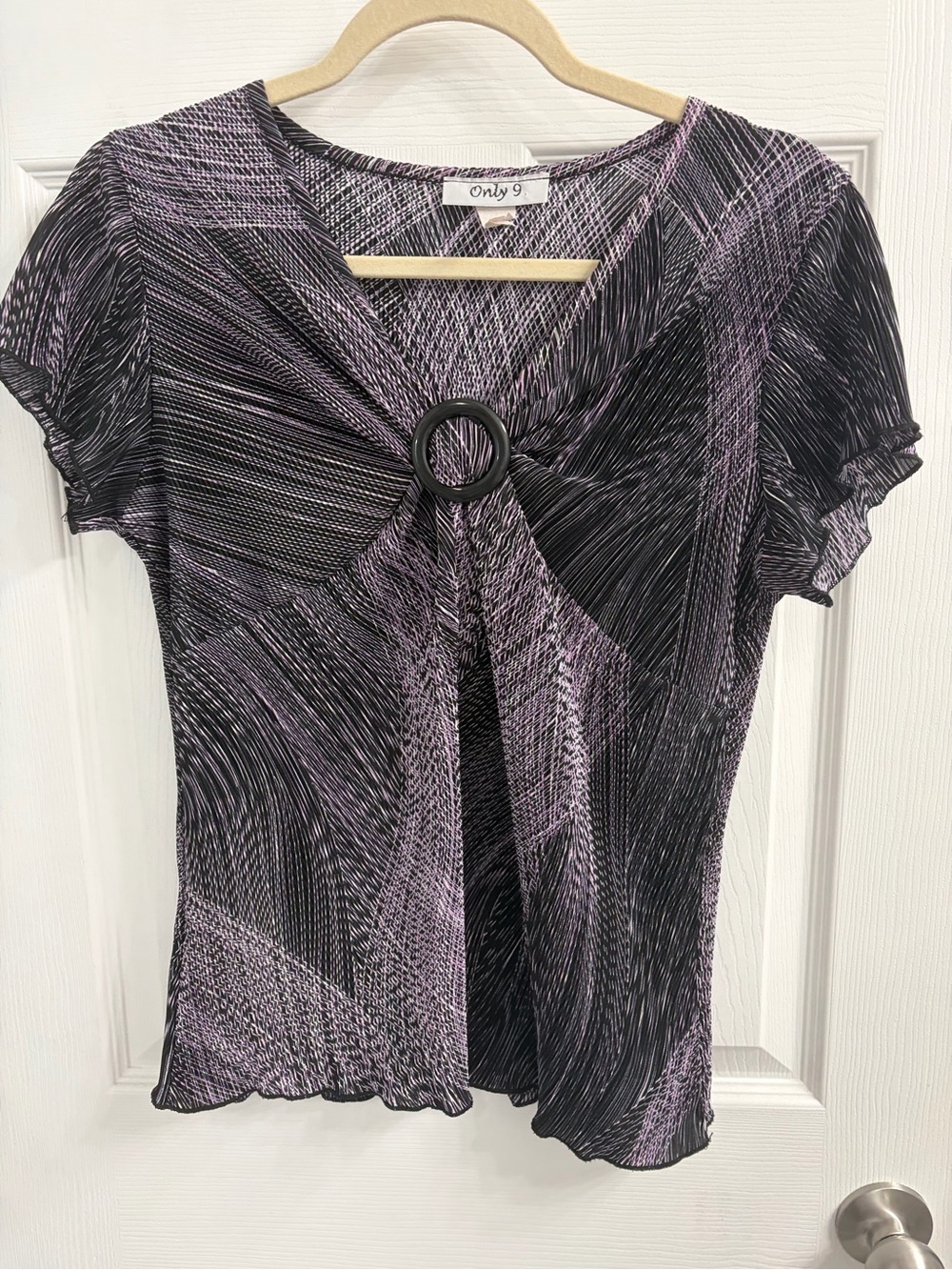 Vintage Only 9 Purple & Black Ring-Front V-Neck Short Sleeve Top